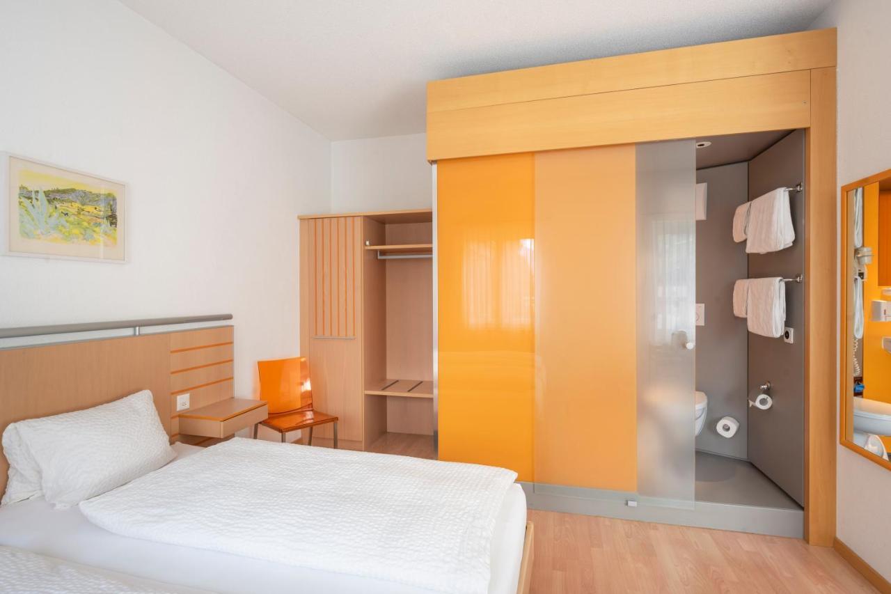 Hotel-Restaurant Eyholz Visp Exterior photo